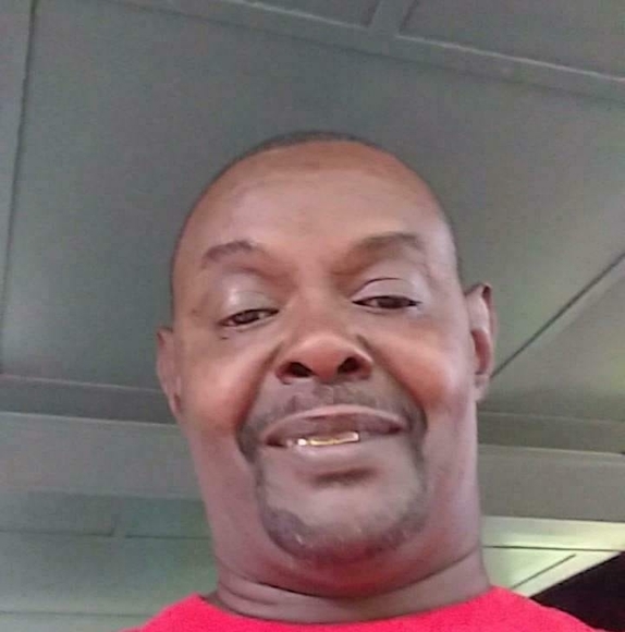 Profile Picture of Robert Bonner (@robert_bonner) on Poshmark