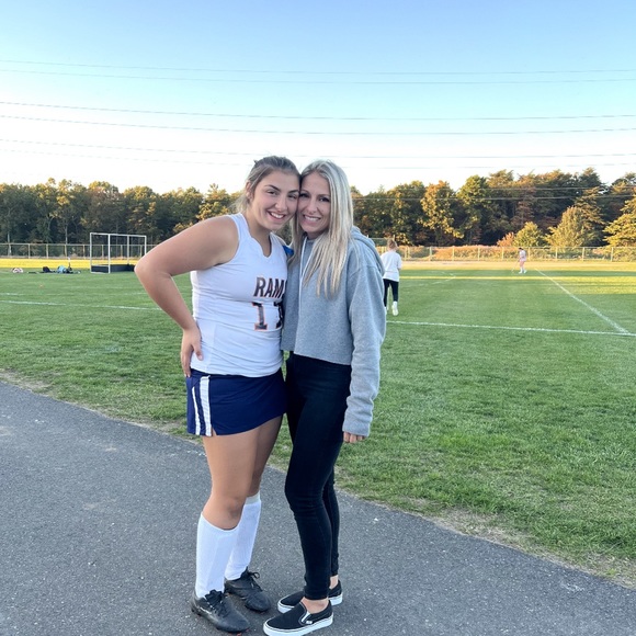 Profile Picture of Sheena Wollack (@sheena733) on Poshmark