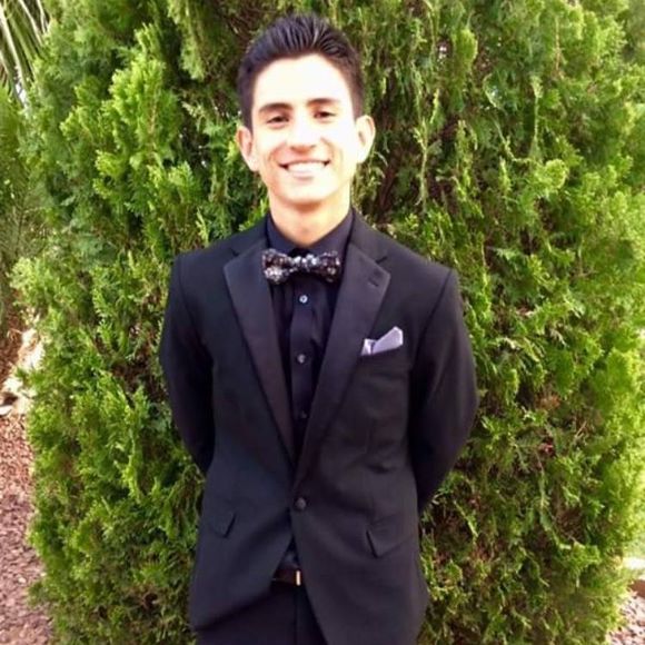 Profile Picture of Tyler Chavez (@tyty85364) on Poshmark