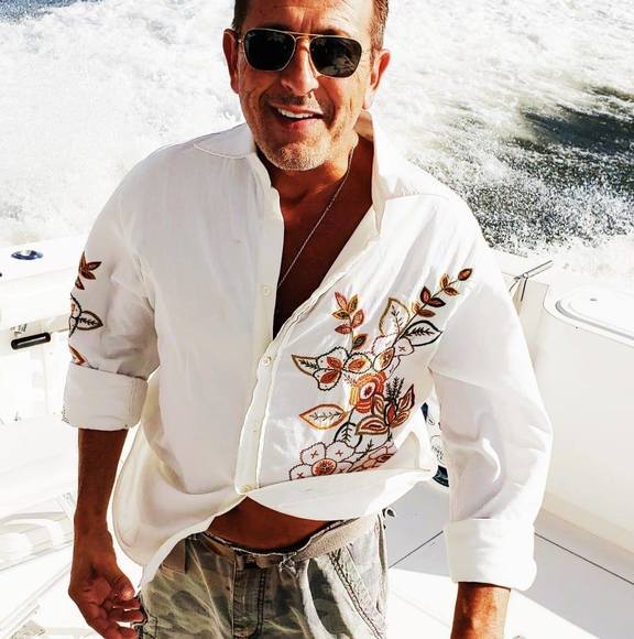 Profile Picture of Paul Leveque (@paulleveque) on Poshmark