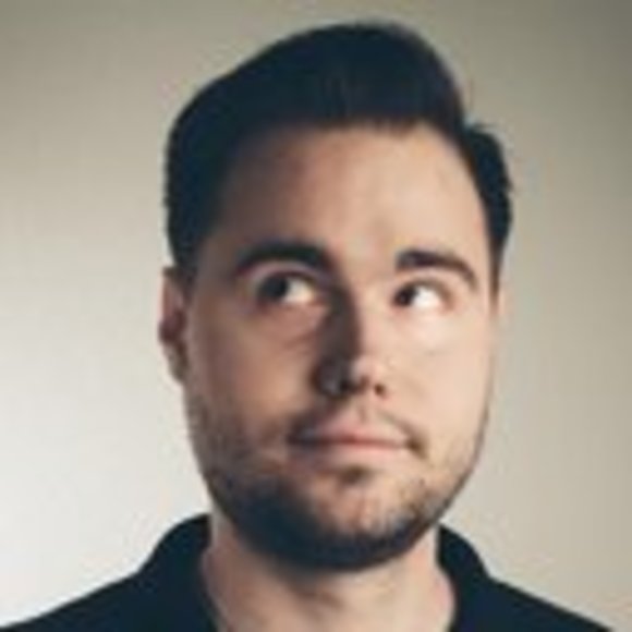 Profile Picture of Darrell Horton (@darrell7horton) on Poshmark