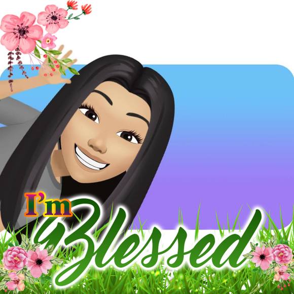 Profile Picture of Glenda Craig (@glendacraig) on Poshmark