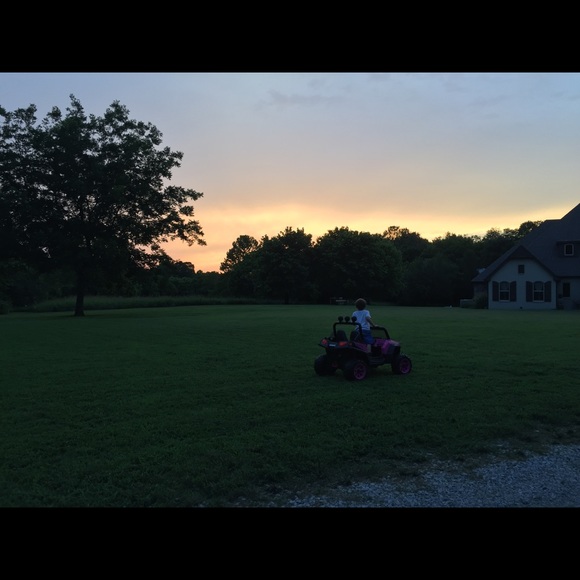 Profile Picture of Jen Yocham (@jenyocham) on Poshmark