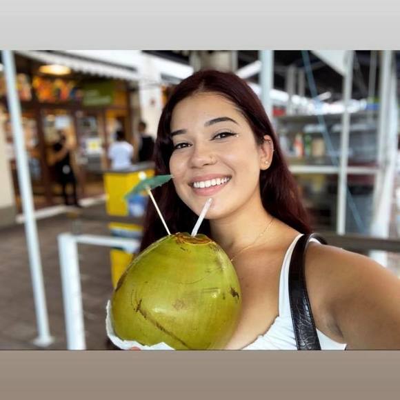 Profile Picture of Katelyn Guglielmi (@katelynguglielm) on Poshmark