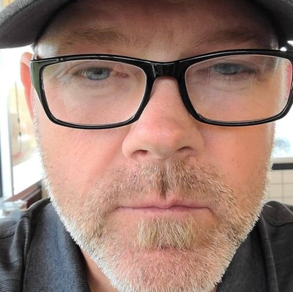 Profile Picture of Steven Wilcox (@stevenwilcox581) on Poshmark