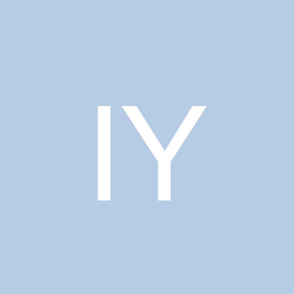 Profile Picture of Irina Yakovleva (@irinay57) on Poshmark