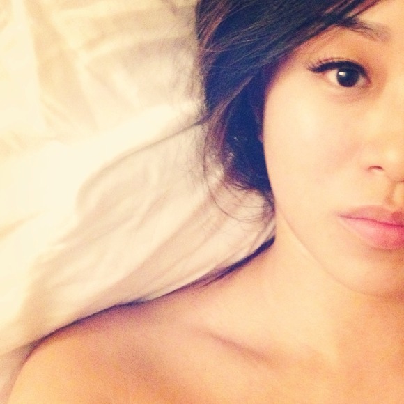 Profile Picture of Hanna Bocchini (@_sunshine) on Poshmark