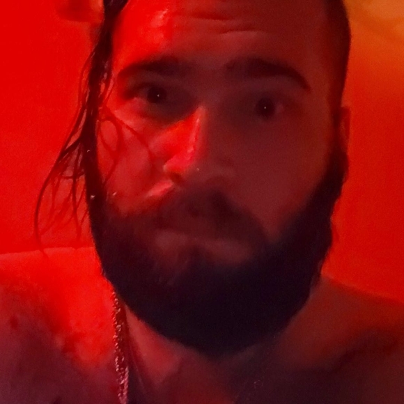 Profile Picture of Cameron Bates (@arcariuscb) on Poshmark