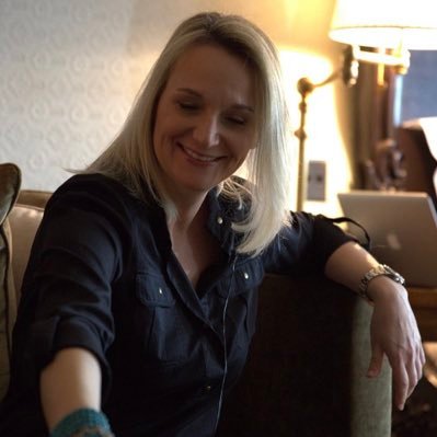 Beth Di Santo - Twitter Profile Picture of Beth Di Santo (@bethdisanto) on Twitter