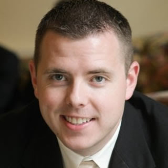 Profile Picture of Eliot Dill (@edill3484) on Poshmark