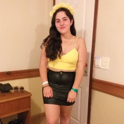 Profile Picture of Dul (@dulce_tula) on Twitter