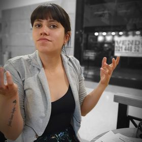 Profile Picture of Daniela Serna (@diinovs) on Pinterest