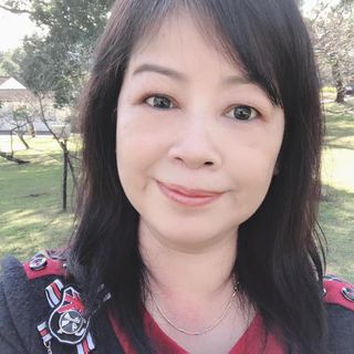 Profile Picture of 廖蓉堡 (@&) on Facebook