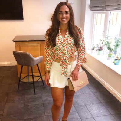 Profile Picture of Alice Bentley (@AliceBentleyyx) on Twitter