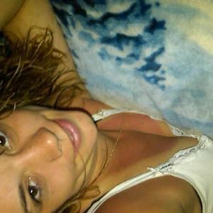 Profile Picture of Lacey Robertson (@missinyou2) on Myspace