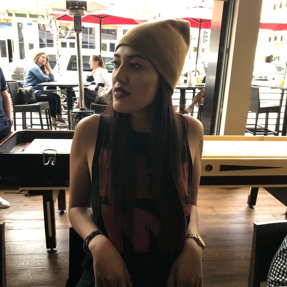 Profile Picture of Elyssa Pumpelly (@lisibaby) on Poshmark