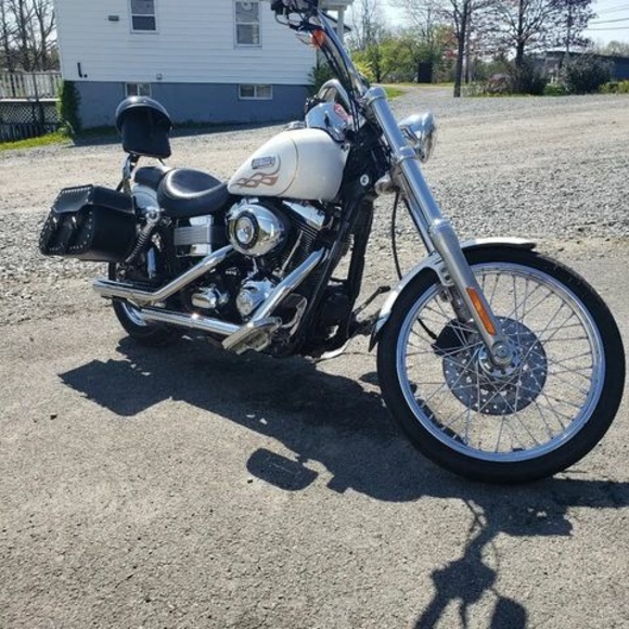 Profile Picture of David Durling (@david_durling) on Poshmark