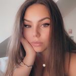 Profile Picture of N A E M I (@naaemii.f) on Instagram
