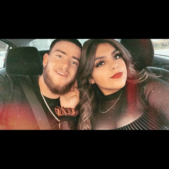 Profile Picture of Cristian Martin (@cristianmart919) on Poshmark