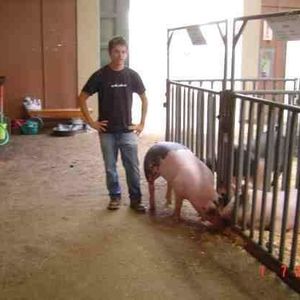 Profile Picture of Matthew Mellott (@promaster15) on Myspace