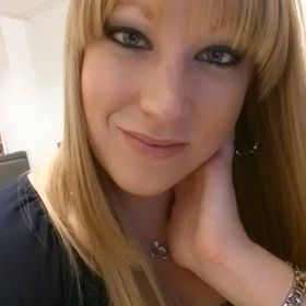 Profile Picture of Erica Smyth (@beinarau) on Pinterest