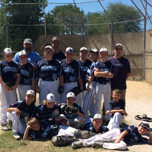 Profile Picture of David Hollett (@DTWoodknot) on Twitter