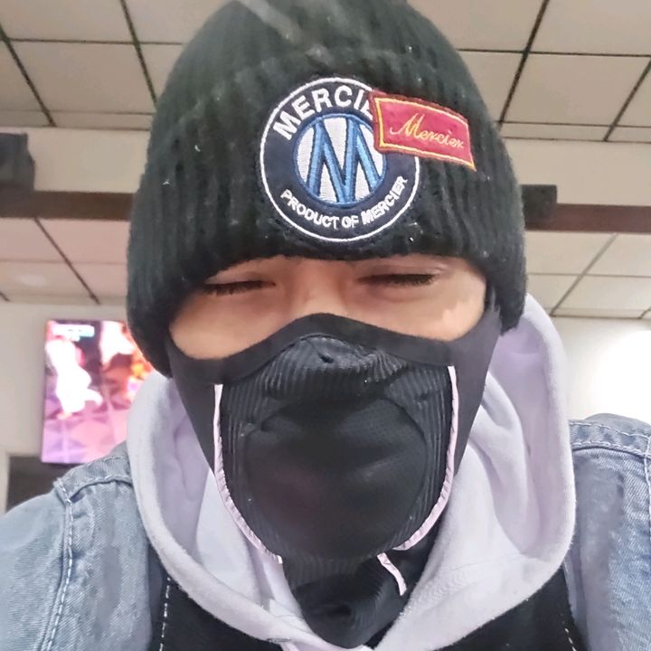 Profile Picture of Leon James Lox (@leon.james.lox) on Tiktok