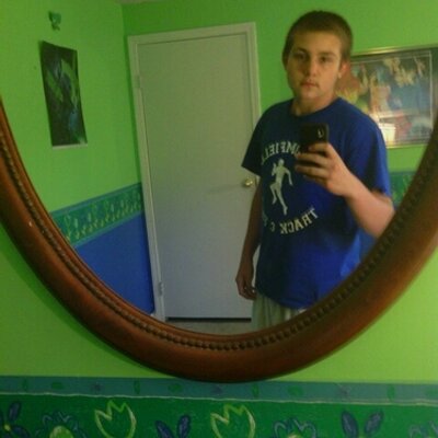 Profile Picture of Thanasi Hetelekides (@thenewstyle123) on Twitter