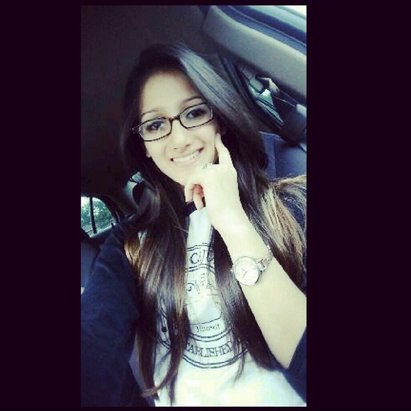 Profile Picture of Suha Raza (@suharaza71) on Poshmark