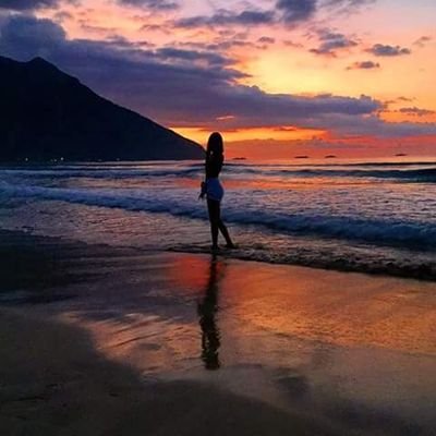 Profile Picture of Rosaty Labrador (@cbfa9f56c3304ed) on Twitter