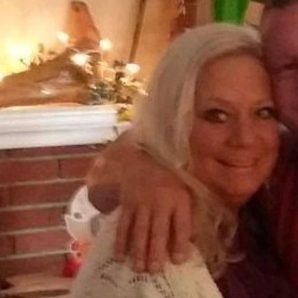 Profile Picture of Janet Eagan (@janeteagan) on Poshmark