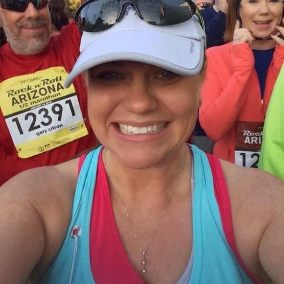 Profile Picture of Kim Demary (@kimdemary1) on Poshmark