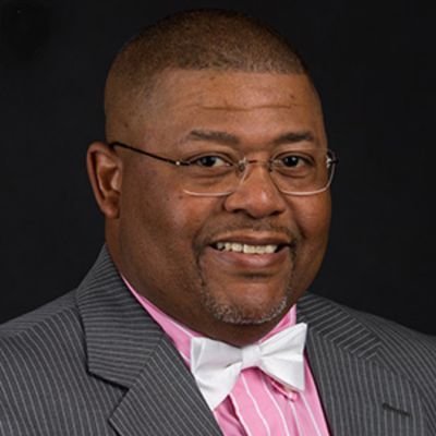 Profile Picture of Vantz Singletary (@CoachVSing) on Twitter