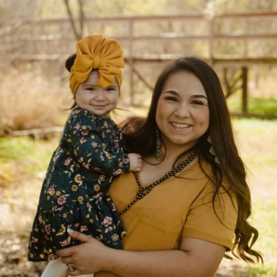 Profile Picture of Alina Jacquelyn Perez  🌵 🌻 🏜 (@AlinaJacquelyn) on Twitter
