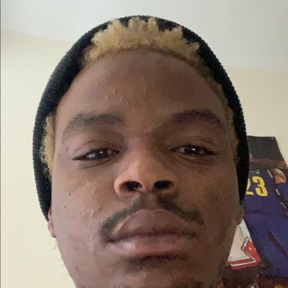 Kurt Ryder - Poshmark Profile Picture of Kurt Ryder (@kurtryder) on Poshmark