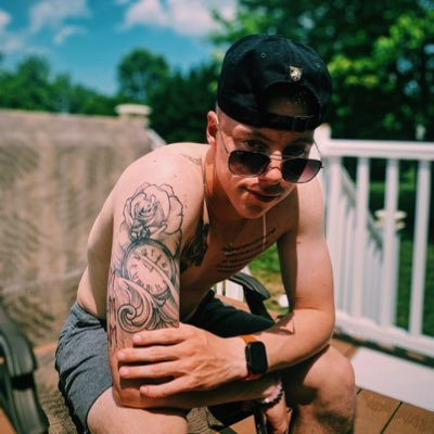 Profile Picture of Hunter M (@mcclintockHJ) on Twitter