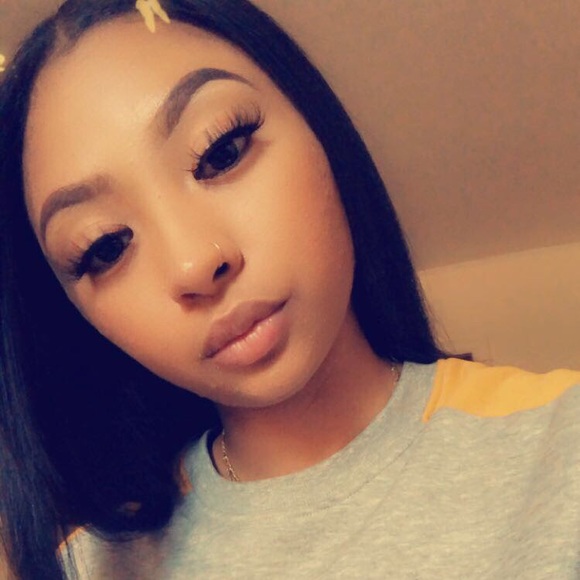 Profile Picture of Jazmine Inabangan (@jinabangan15) on Poshmark