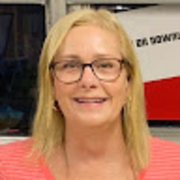 Profile Picture of Susan Brask (@susanbrask) on Poshmark