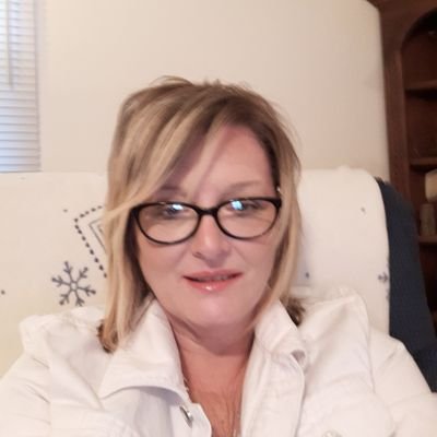 Profile Picture of Mona Friend (@MonaFriend19) on Twitter