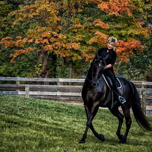 Profile Picture of Julianne Carlson (@d700shooter) on Poshmark