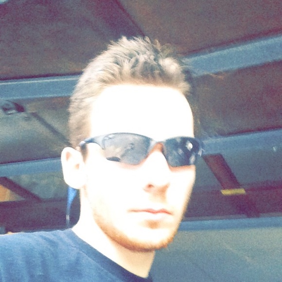 Profile Picture of Jason Boozer (@jasonb321) on Poshmark