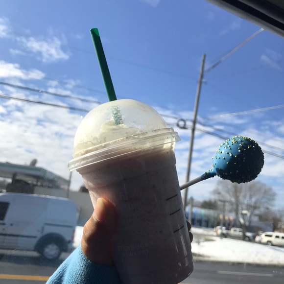 Profile Picture of Akio ? (@akio779) on Poshmark