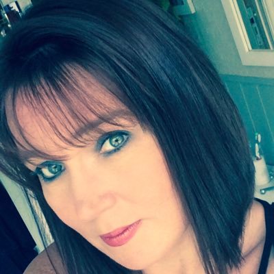 Profile Picture of Sara Keates (@KeatesSara) on Twitter