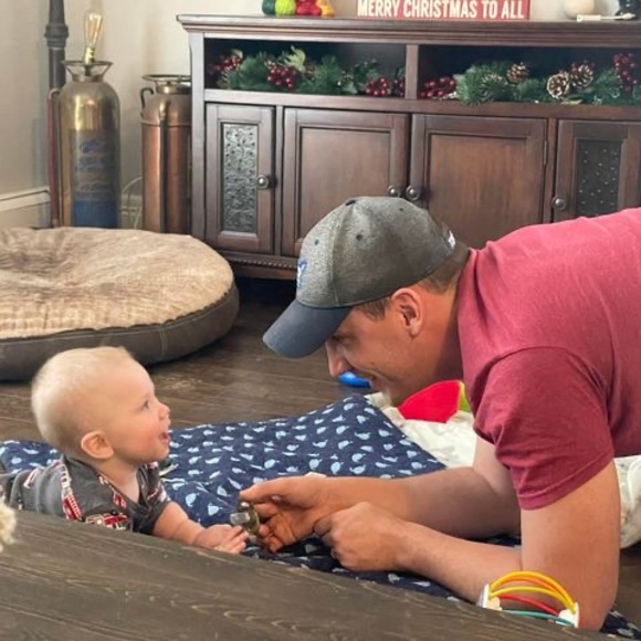 Profile Picture of Doug Cross (@dougcross340) on Poshmark