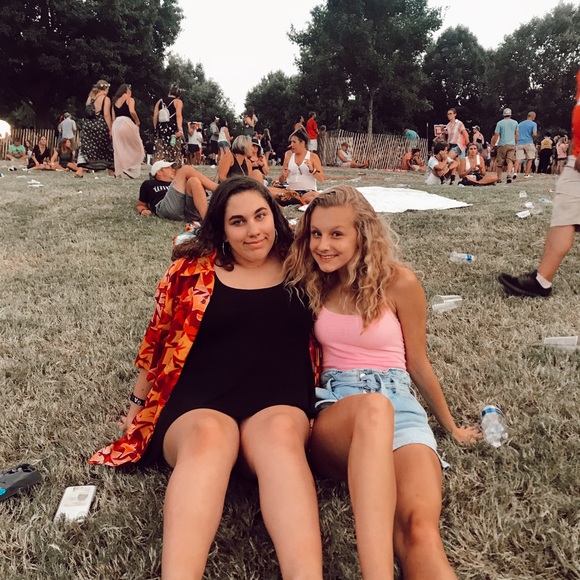 Profile Picture of Anastasia Draughn (@agd0221) on Poshmark