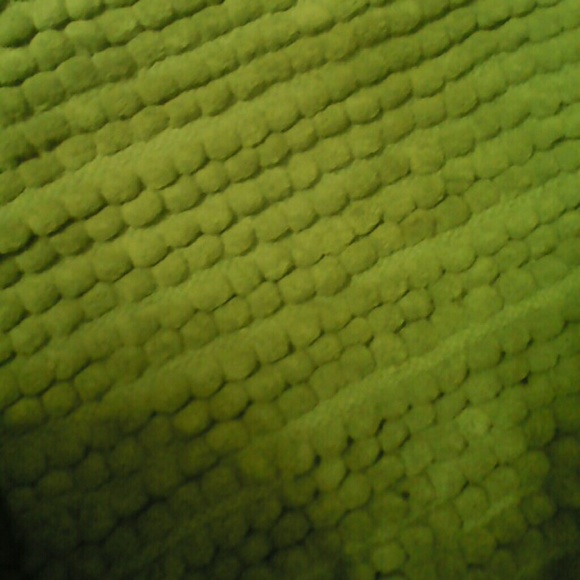 Profile Picture of Tia Ingram (@tiajeneal) on Poshmark