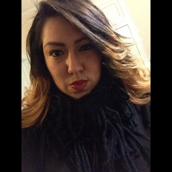 Profile Picture of Ada Guillen (@adaxo) on Poshmark