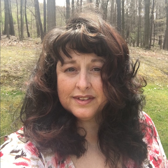 Profile Picture of Joleen Legory (@jo1969) on Poshmark