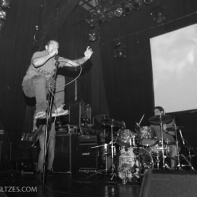 Profile Picture of Christian Alcantara (@starttheend) on Twitter