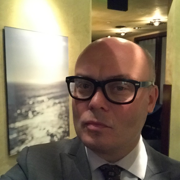 Profile Picture of Ivar Johnson (@ivar23) on Poshmark